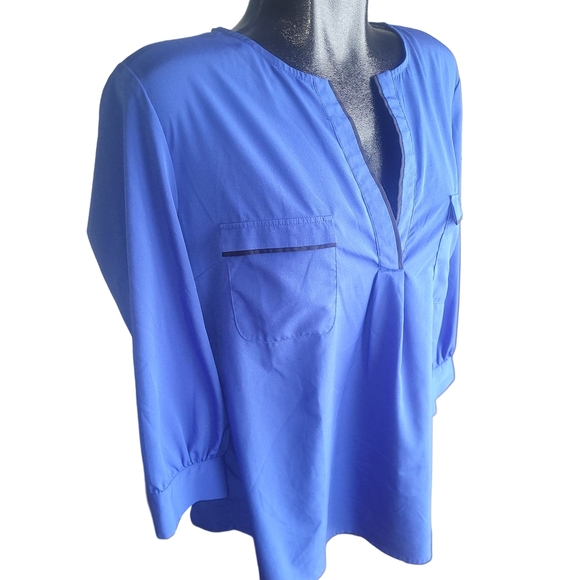Banana Republic Blue V-Neck Pullover Top with Black Trim L - Picture 3 of 7